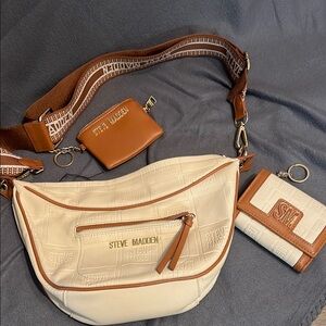 Steve Madden Tan and Cream Crossbody Bag Set